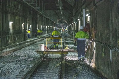 <bound method DexterityContent.Title of <NewsItem at /fs-ferrocarrils_gc/ferrocarrils_gc/ca/novetats/noticies/ferrocarrils-executa-obres-de-millora-al-tunel-de-la-linia-llobregat-anoia-a-ambdos-extrems-de-lestacio-de-lhospitalet-av-carrilet-244608>>.