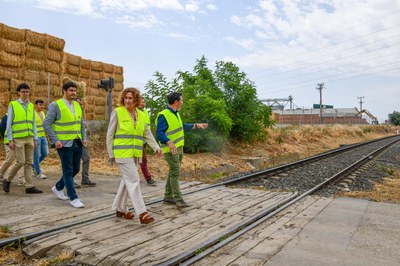 <bound method DexterityContent.Title of <NewsItem at /fs-ferrocarrils_gc/ferrocarrils_gc/es/novedades/noticias/avancen-les-obres-per-a-la-supressio-del-pas-a-nivell-16-a-vallfogona-de-balaguer-a-la-linia-lleida-la-pobla-de-ferrocarrils48675>>.