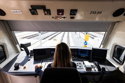 <bound method DexterityContent.Title of <NewsItem at /fs-ferrocarrils_gc/ferrocarrils_gc/es/novedades/noticias/ferrocarrils-incorporara-fins-a-70-maquinistes-per-al-servei-de-la-linia-lleida-manresa-i-de-la-connexio-rapida-amb-laeroport-de-barcelona-el-prat49208>>.